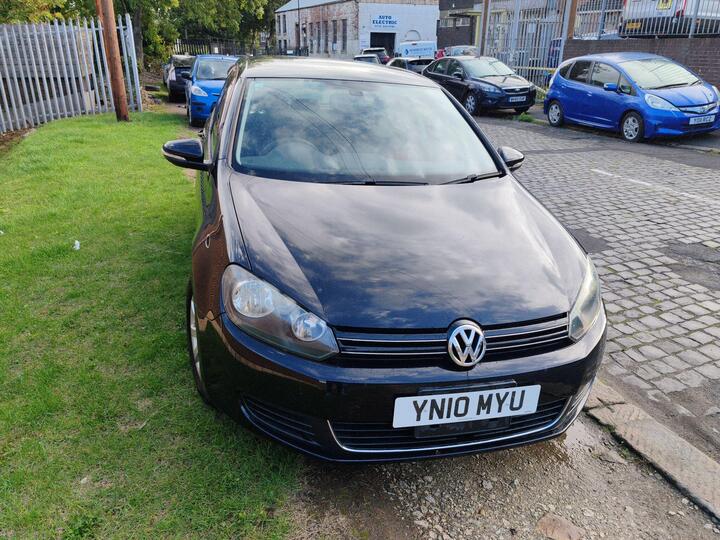 Volkswagen Golf Automatic 1200cc