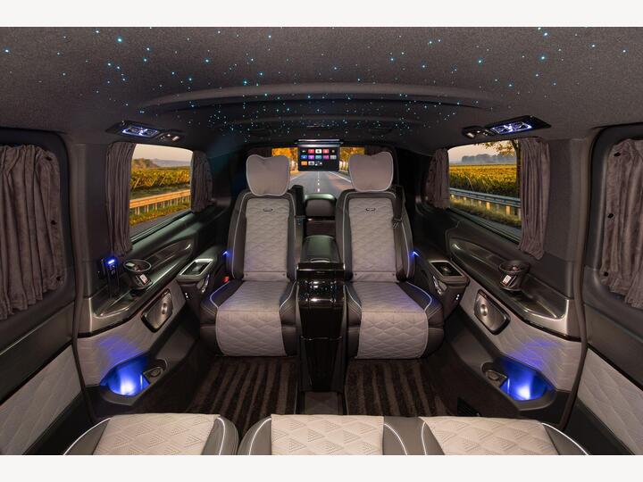 Mercedes-Benz V Class 2.0 V300d Premium G-Tronic+ Euro 6 (s/s) 5dr (8 Seat, Extra Long)