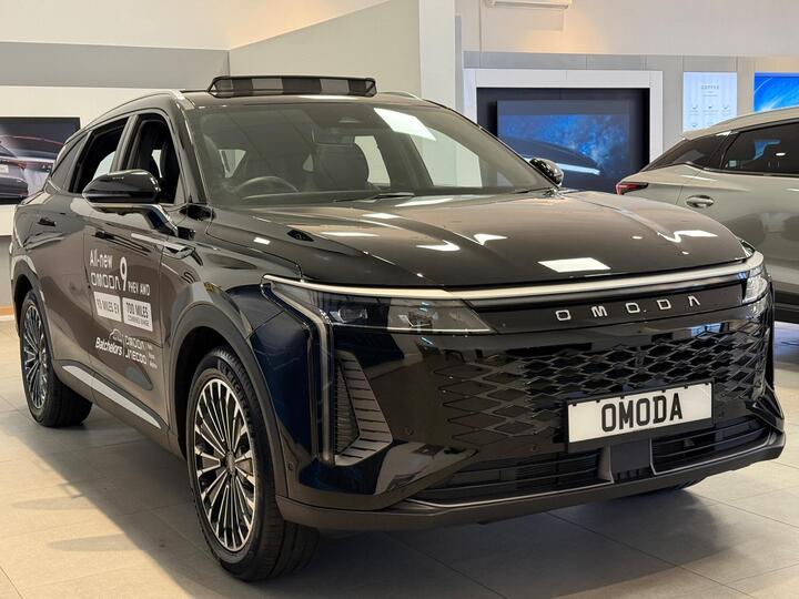 Omoda OMODA 9 1.5T SHS 34.46kWh Noble DHT3 4WD Euro 6 (s/s) 5dr