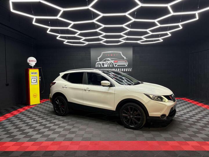 Nissan Qashqai 1.2 DIG-T Tekna 2WD Euro 5 (s/s) 5dr