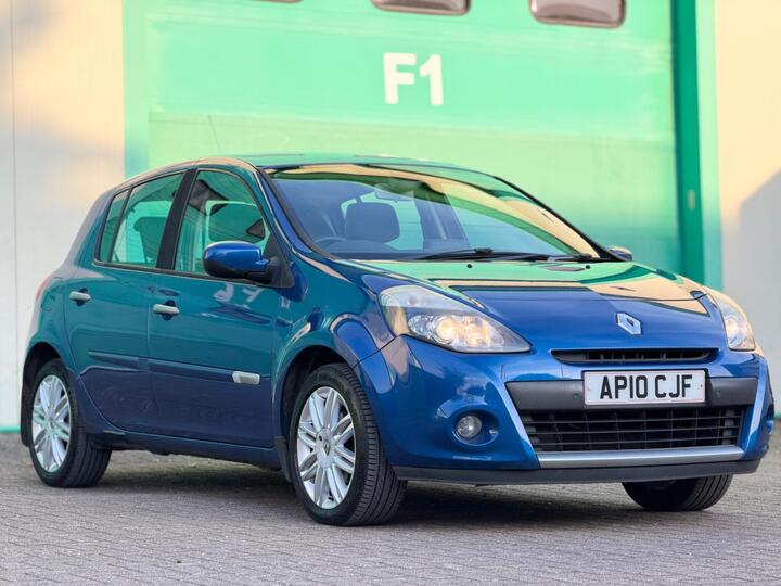 Renault Clio 1.6 VVT Initiale TomTom Auto Euro 4 5dr