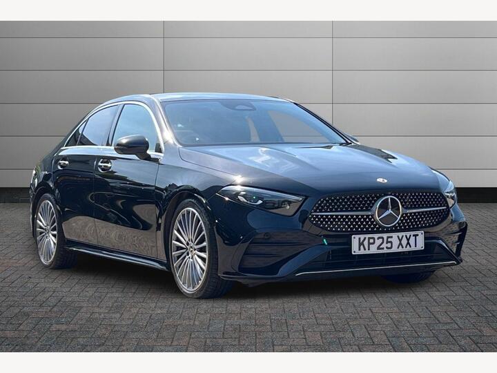Mercedes-Benz A Class 1.3 A200h MHEV AMG Line (Premium Plus) 7G-DCT Euro 6 (s/s) 4dr
