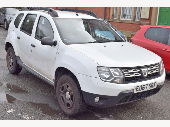 Dacia Duster 1.6 SCe Ambiance Euro 6 (s/s) 5dr Dacia Duster 1.6 SCe Ambiance Euro 6 (s/s) 5dr