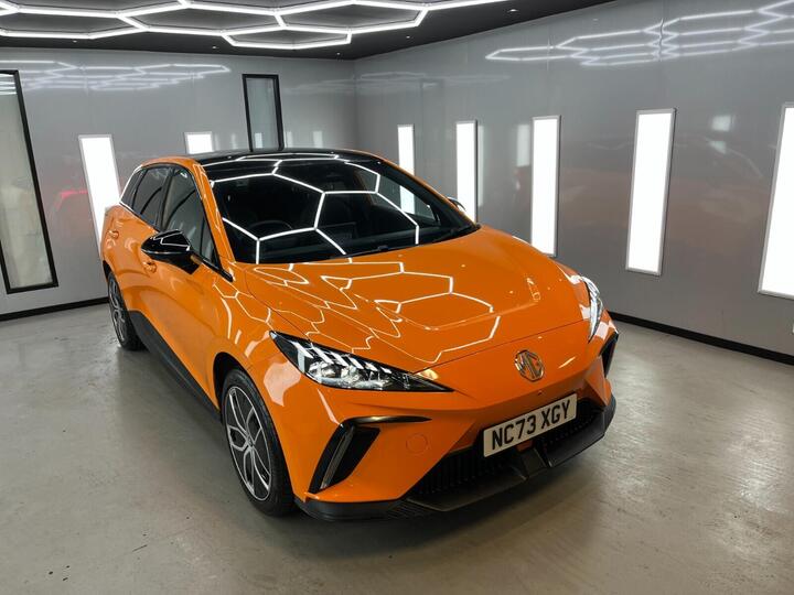 MG MG 4 64kWh Trophy Long Range Auto 5dr