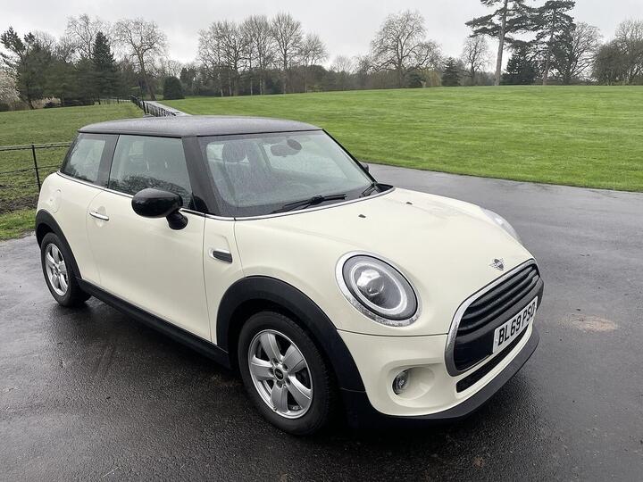 MINI Hatch 1.5 Cooper Classic Euro 6 (s/s) 3dr
