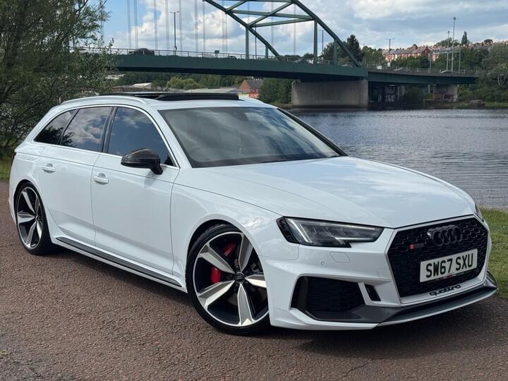 Audi RS4 AVANT 2.9 TFSI V6 Carbon Edition Tiptronic Quattro Euro 6 (s/s) 5dr