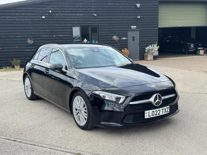 Mercedes-Benz A Class 1.3 A180 Sport Edition (Executive) 7G-DCT Euro 6 (s/s) 5dr Mercedes-Benz A Class 1.3 A180 Sport Edition (Executive) 7G-DCT Euro 6 (s/s) 5dr