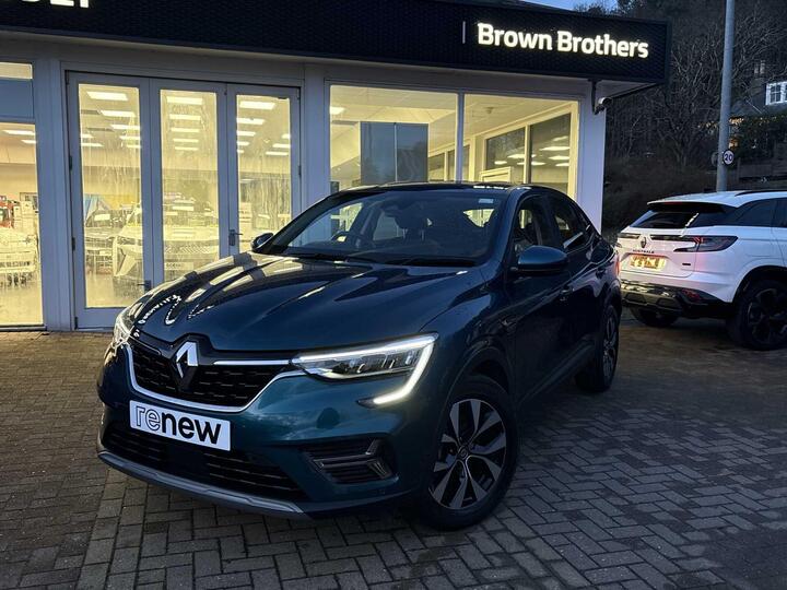 Renault Arkana 1.6 E-TECH Iconic Auto 2WD Euro 6 (s/s) 5dr