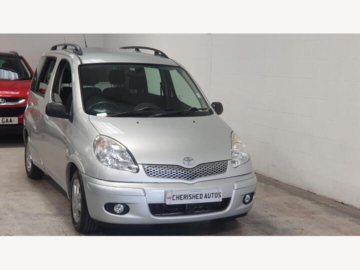 Toyota Yaris Verso 1.3 VVT-i T Spirit 5dr