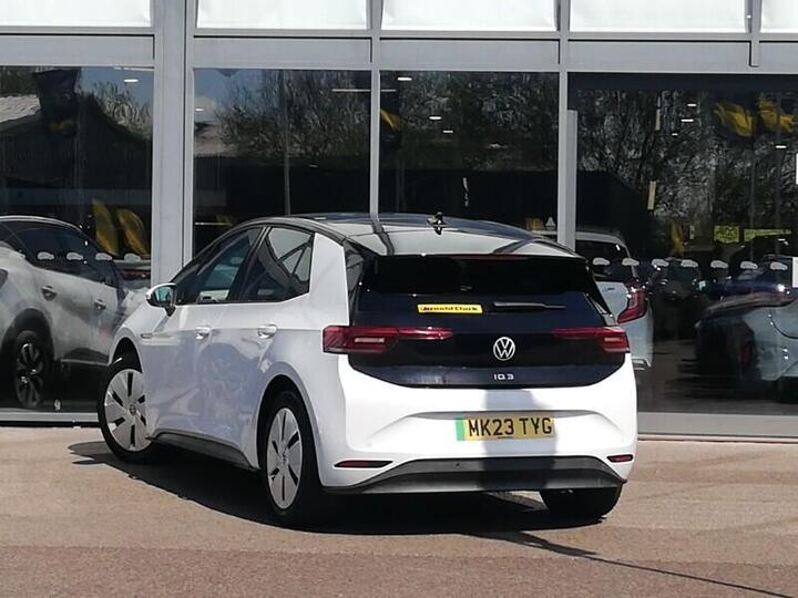 Volkswagen ID.3 Pro 58kWh Family Auto 5dr