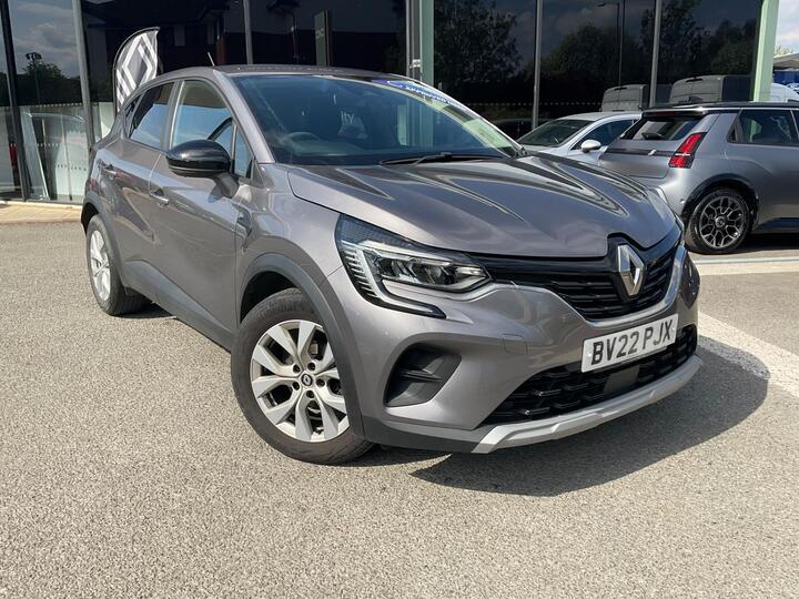 Renault Captur 1.0 TCe Iconic Edition Euro 6 (s/s) 5dr Renault Captur 1.0 TCe Iconic Edition Euro 6 (s/s) 5dr