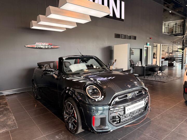 MINI Cooper Convertible 2.0 John Cooper Works Steptronic Euro 6 (s/s) 2dr