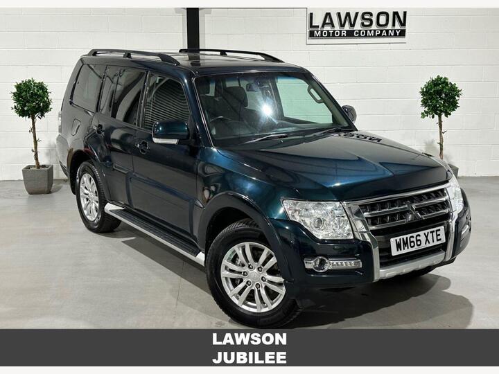 Mitsubishi SHOGUN 3.2 DI-DC SG3 Auto 4WD Euro 6 5dr LWB Mitsubishi SHOGUN 3.2 DI-DC SG3 Auto 4WD Euro 6 5dr LWB