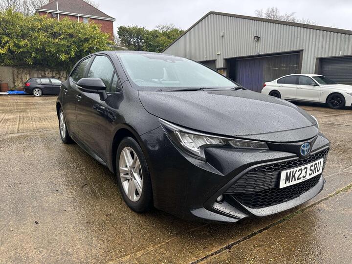 Toyota COROLLA 1.8 VVT-h Icon CVT Euro 6 (s/s) 5dr