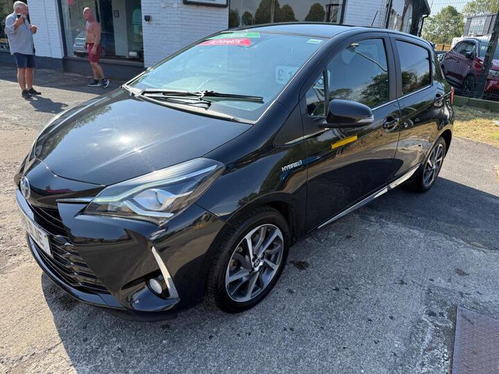 Toyota Yaris 1.5 VVT-h Excel E-CVT Euro 6 (s/s) 5dr (15in Alloy)