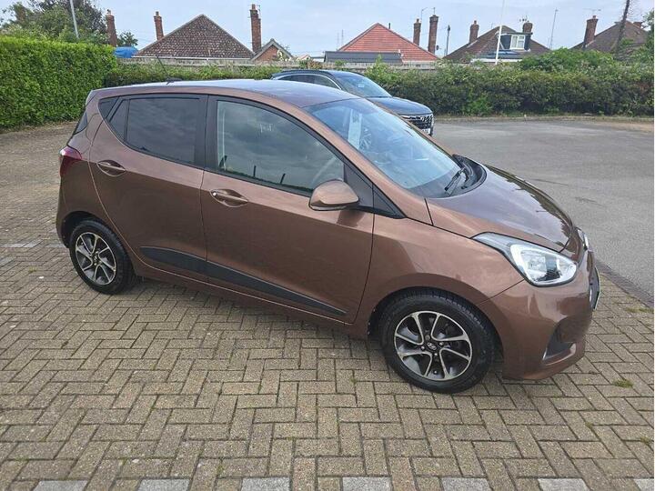 Hyundai I10 1.2 Premium Euro 6 5dr Hyundai I10 1.2 Premium Euro 6 5dr