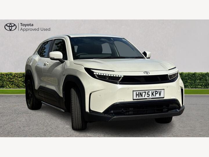 Toyota Urban Cruiser 61kWh Design Auto 5dr