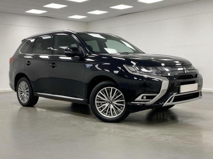 Mitsubishi OUTLANDER 2.4h TwinMotor 13.8kWh Exceed CVT 4WD Euro 6 (s/s) 5dr