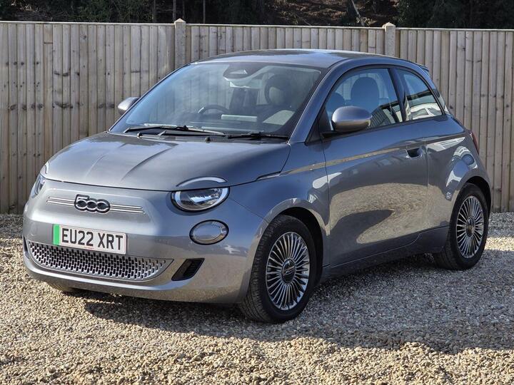 Fiat 500E 42kWh Icon Auto 3dr