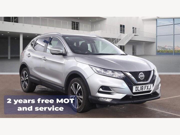 Nissan QASHQAI 1.5 DCi N-Connecta Euro 6 (s/s) 5dr
