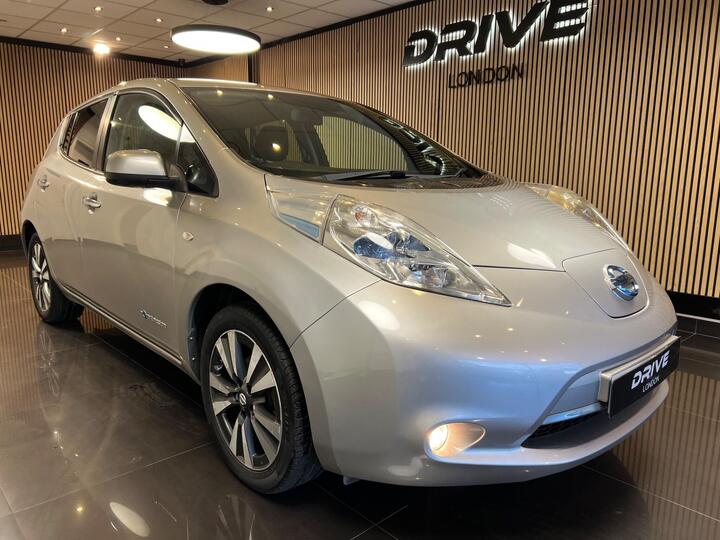 Nissan Leaf 30kWh Tekna Auto 5dr