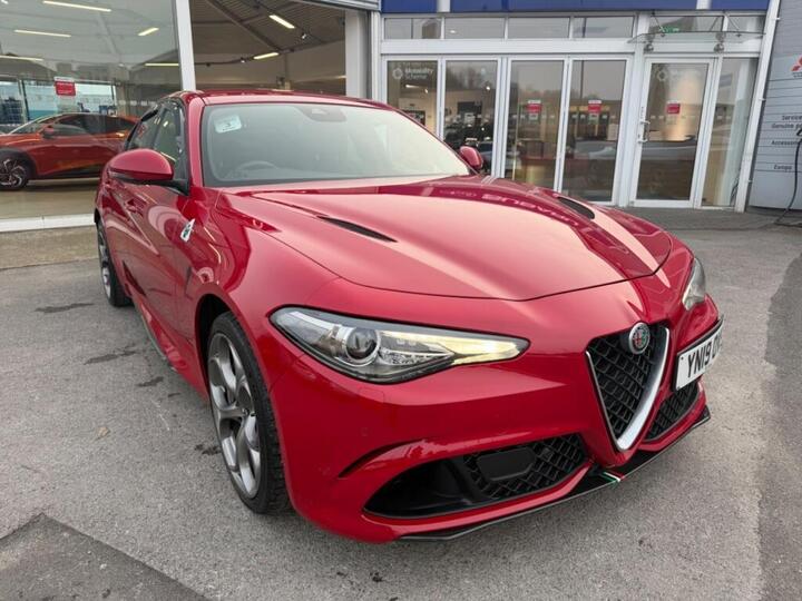 Alfa Romeo Giulia 2.9 V6 Bi-Turbo Quadrifoglio Auto Euro 6 (s/s) 4dr