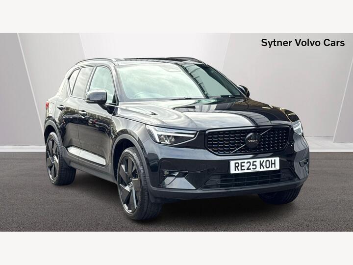 Volvo XC40 2.0 B3 MHEV Plus Black Edition DCT Auto Euro 6 (s/s) 5dr