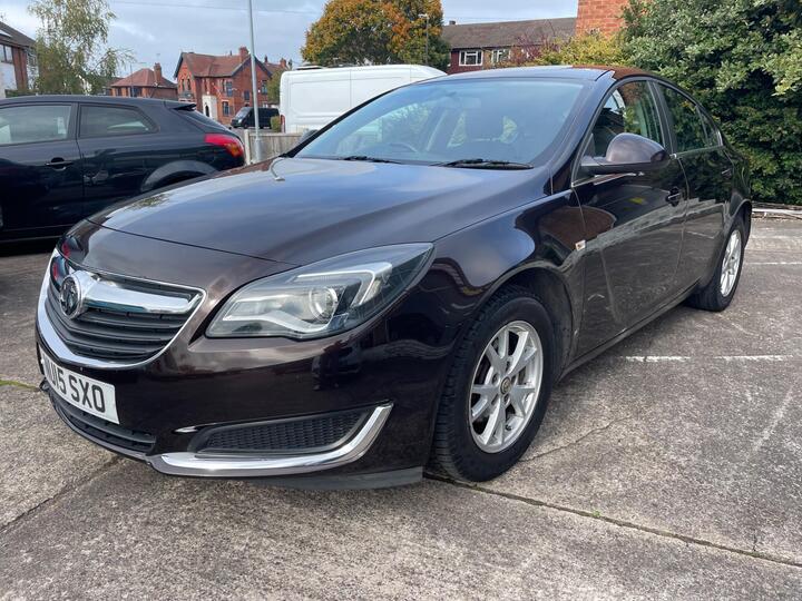 Vauxhall Insignia 1.8 16V Design Euro 5 5dr
