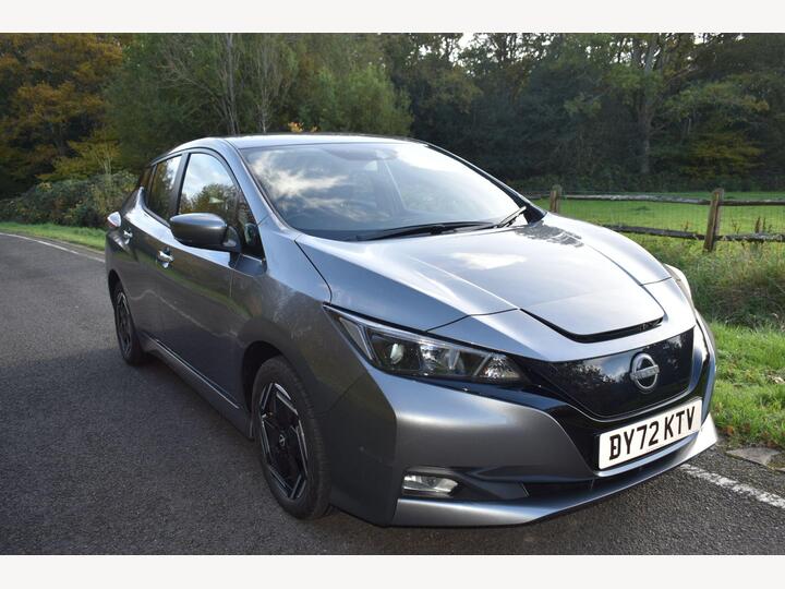 Nissan Leaf 39kWh Acenta Auto 5dr