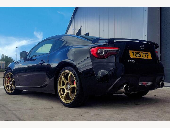 Toyota GT86 2.0 Boxer D-4S Pro Euro 6 2dr