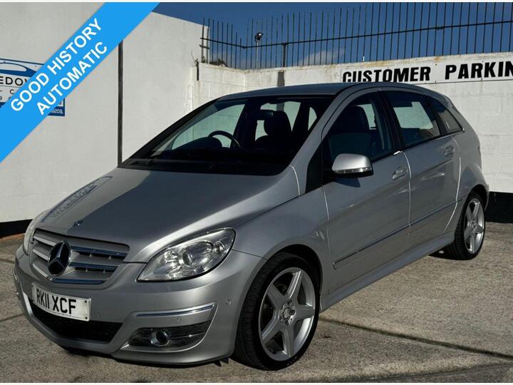Mercedes-Benz B-CLASS 2.0 B180 CDI Sport CVT 5dr Mercedes-Benz B-CLASS 2.0 B180 CDI Sport CVT 5dr