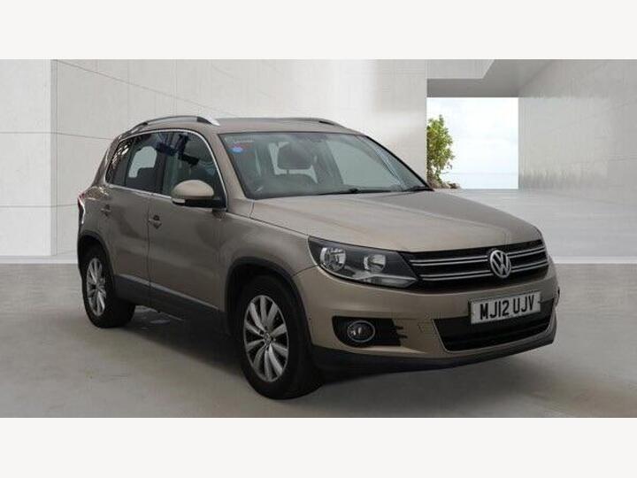 Volkswagen Tiguan 2.0 TDI BlueMotion Tech SE 2WD Euro 5 (s/s) 5dr
