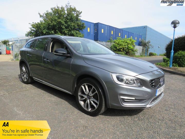 Volvo V60 CROSS COUNTRY 2.4 D4 Lux Nav Auto AWD Euro 6 (s/s) 5dr