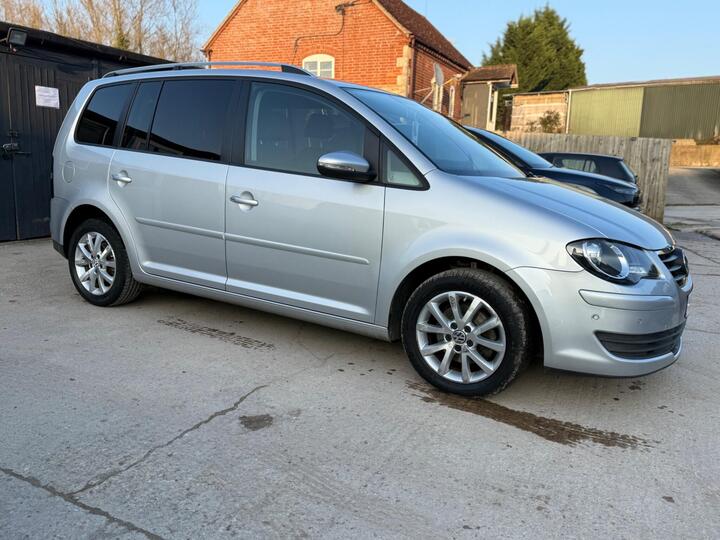 Volkswagen Touran 1.4 TSI Match DSG 5dr (7 Seats) Volkswagen Touran 1.4 TSI Match DSG 5dr (7 Seats)