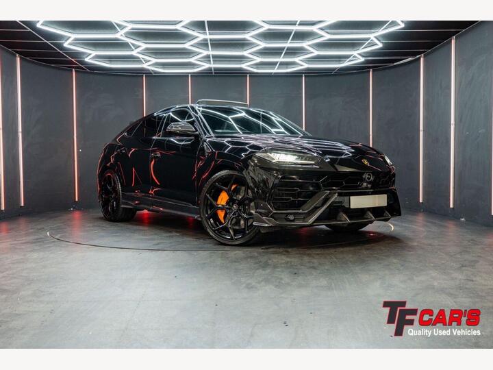 Lamborghini URUS 4.0 V8 BiTurbo Auto 4WD Euro 6 5dr Lamborghini URUS 4.0 V8 BiTurbo Auto 4WD Euro 6 5dr