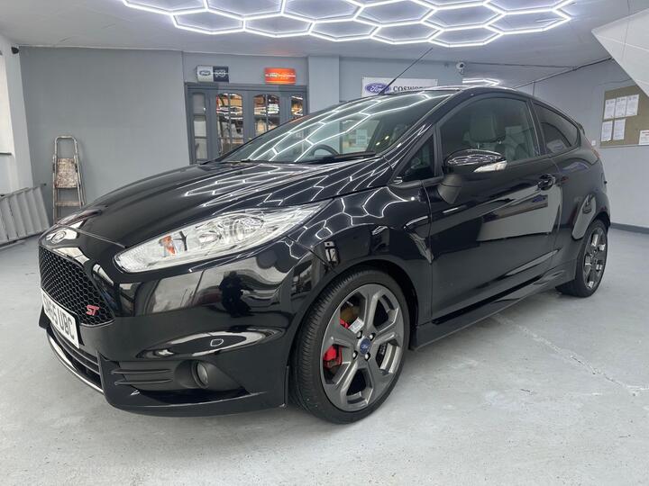 Ford Fiesta 1.6T EcoBoost ST-2 Euro 6 3dr