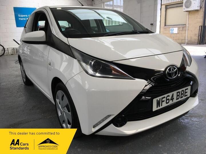 Toyota AYGO 1.0 VVT-i X-play X-shift Euro 5 5dr Euro 5