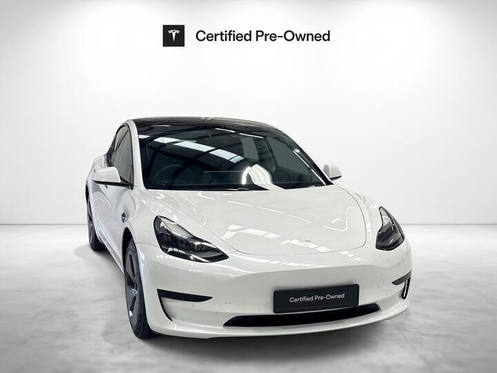 Tesla Model 3 Standard Range Plus Auto RWD 4dr