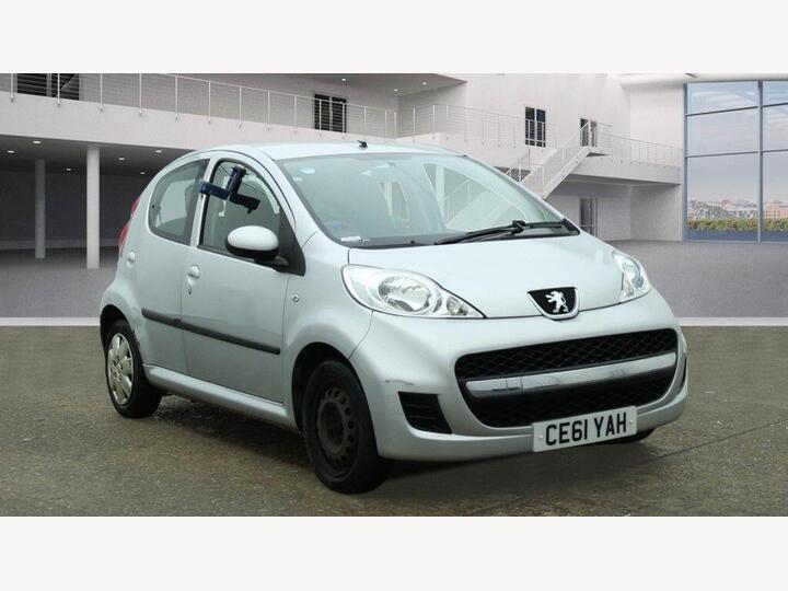 Peugeot 107 1.0 12V Urban Euro 5 5dr