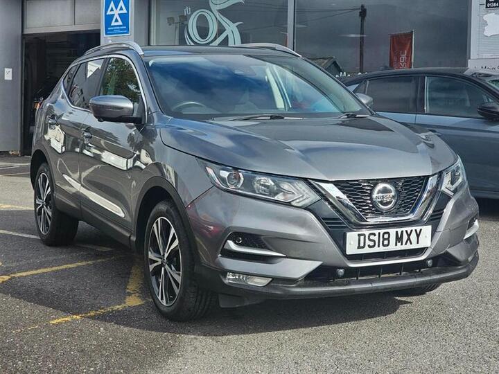 Nissan Qashqai 1.2 DIG-T N-Connecta Euro 6 (s/s) 5dr