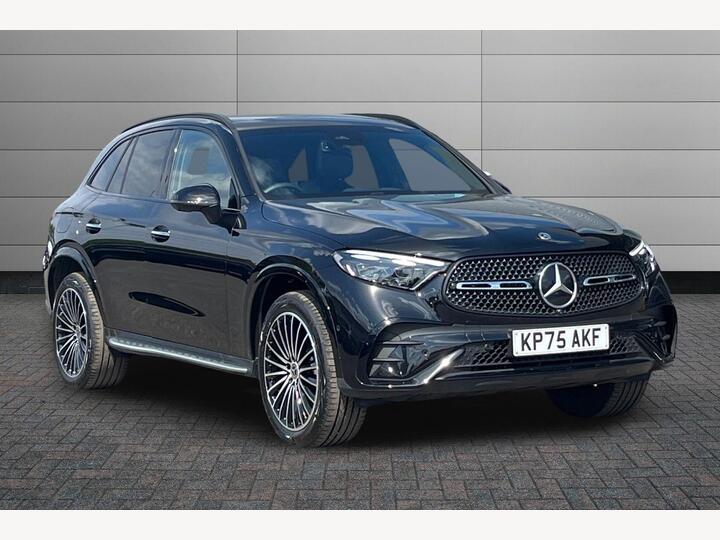 Mercedes-Benz GLC 2.0 GLC300e 31.2kWh AMG Line (Premium Plus) G-Tronic+ 4MATIC Euro 6 (s/s) 5dr Mercedes-Benz GLC 2.0 GLC300e 31.2kWh AMG Line (Premium Plus) G-Tronic+ 4MATIC Euro 6 (s/s) 5dr