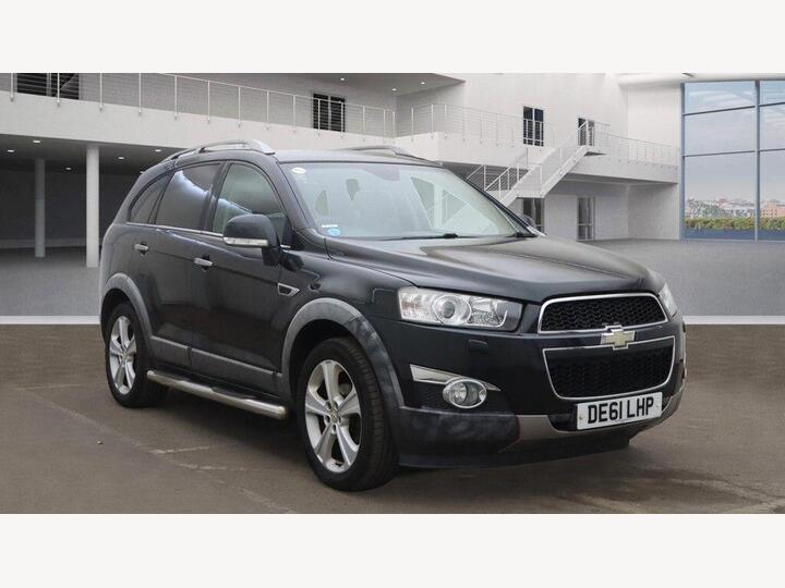 Chevrolet Captiva 2.2 VCDi LTZ Auto 4WD Euro 5 5dr (7 Seats) Chevrolet Captiva 2.2 VCDi LTZ Auto 4WD Euro 5 5dr (7 Seats)