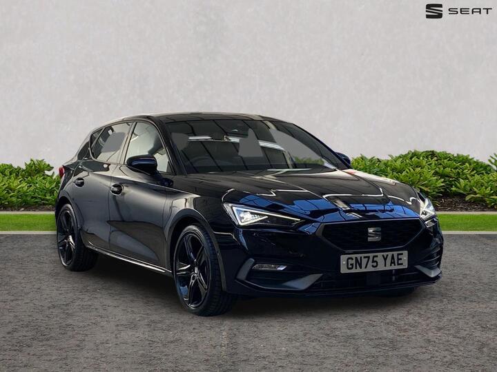 SEAT Leon 1.5 ETSI MHEV FR Black Edition DSG Euro 6 (s/s) 5dr