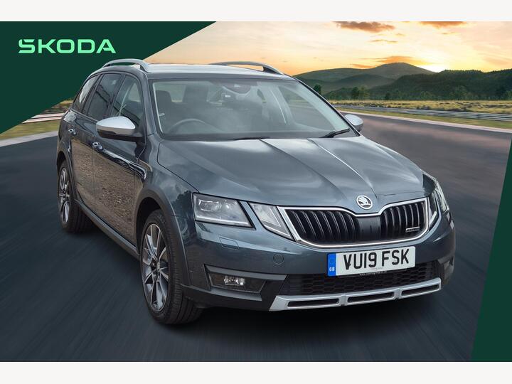 Skoda OCTAVIA 2.0 TDI Scout DSG 4WD Euro 6 (s/s) 5dr