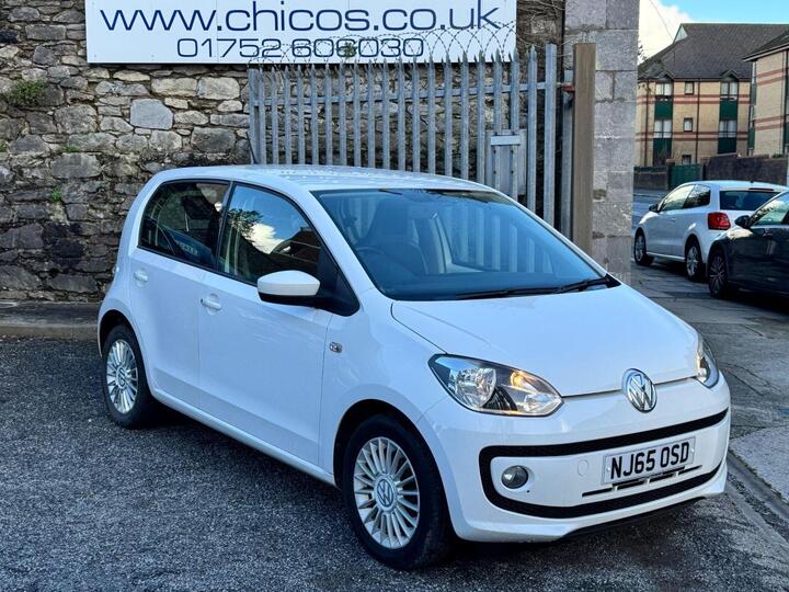 Volkswagen UP! 1.0 High Up! Euro 6 5dr Volkswagen UP! 1.0 High Up! Euro 6 5dr