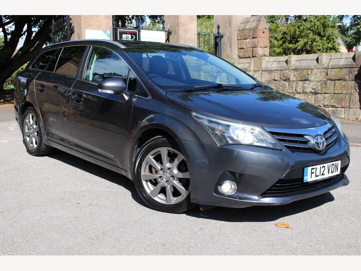 Toyota Avensis 2.0 D-4D T4 Tourer Euro 5 5dr Toyota Avensis 2.0 D-4D T4 Tourer Euro 5 5dr