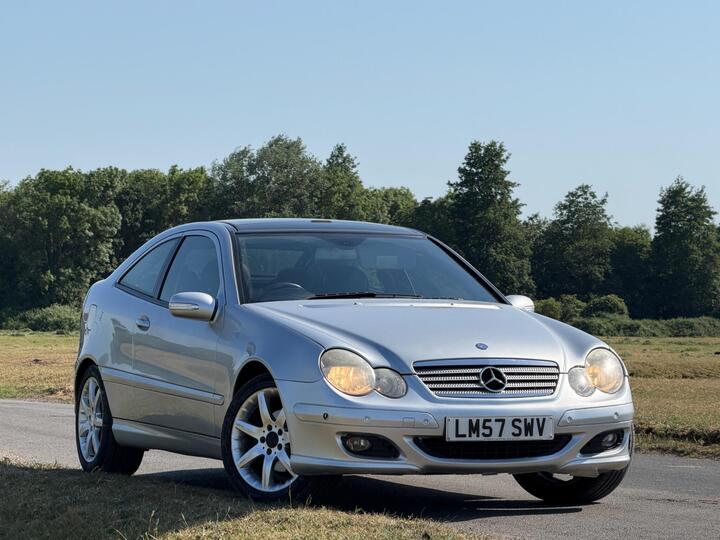 Mercedes-Benz C Class 1.8 C180 Kompressor SE 2dr Mercedes-Benz C Class 1.8 C180 Kompressor SE 2dr