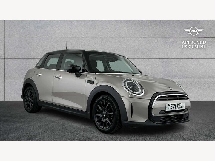 MINI Hatch 1.5 Cooper Classic Steptronic Euro 6 (s/s) 5dr
