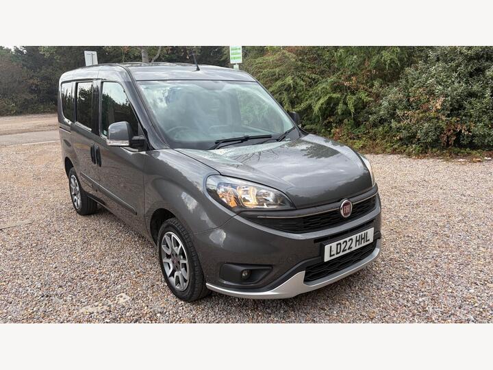 Fiat Doblo 1.6 MultiJetII Trekking L1 H1 Euro 6 (s/s) 4dr