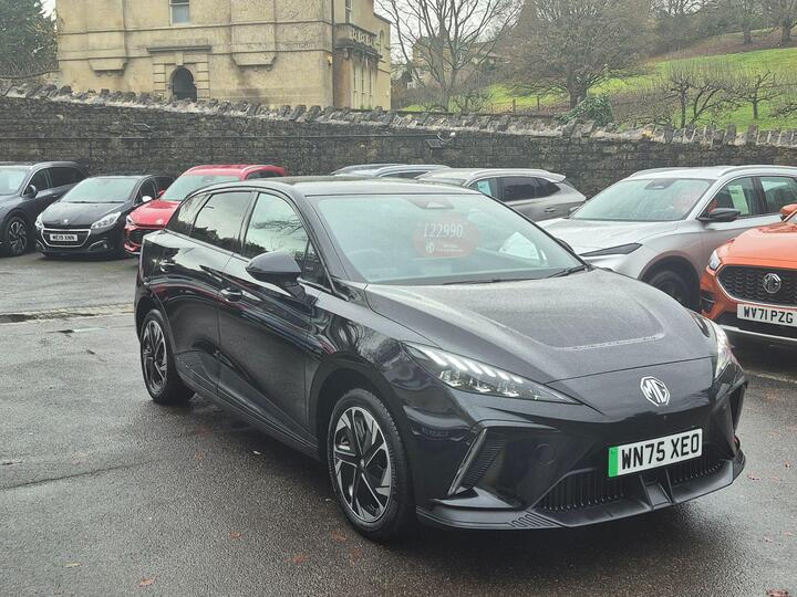 MG MG4 64kWh Trophy Long Range Auto 5dr